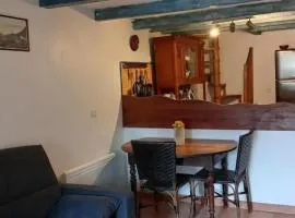 Charmante maison avec vue sur la montagne à Albertacce