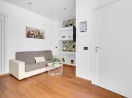 SIMPLY HOME SARONNO Stazione-Centro-Milano-Varese-Como-MXP