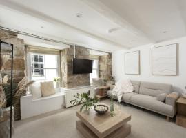 Fond Memories Cottage, The Digey, St Ives, Hotel in St Ives