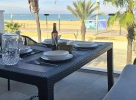 Boutelou playa con vistas al mar