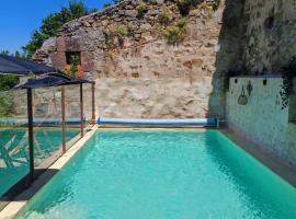 DUO SOMNIA, suites con jacuzzi y chimenea, only adults, Landhaus in Barbatona