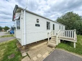 Stunning Caravan With Large Decking Area And It's Very Own Hot Tub, Ref 95025Sw
