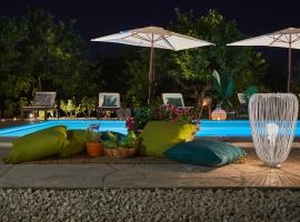 La casa dei Limoni con piscina Noto，位于诺托的酒店