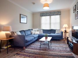 Mackay Road - Uk7451，位于多诺赫的酒店