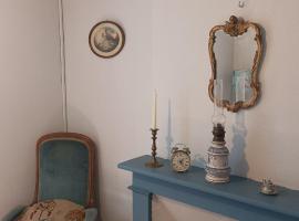 Maison Belle Croix, hotel din Châtillon-Coligny