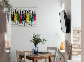 Homey apartment central