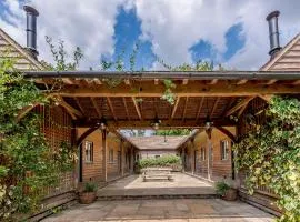 Castlemans Stables East