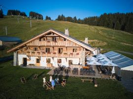 Gîte Restaurant LA TETE DE MULE, guest house in Cohennoz