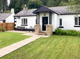 Old Kielder Castle Cottage, hotel v destinaci Kielder