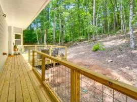 Pool and Golf Access Family Cabin in Clayton