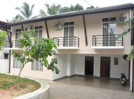 Grand White Hotel