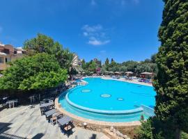 Basilica Holiday Resort, hotel en Pafos
