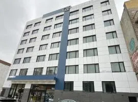 GLō Best Western Bronx NYC