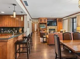 The Ritz-Carlton Club, 3 Bedroom Residence 8308, Ski-in & Ski-out Resort in Aspen Highlands