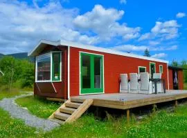 Nature cottage on wooded valley