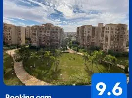 Luxury Inn 3BR Amazing view in Madinaty B2