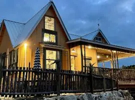 Above All Luxury Lodge