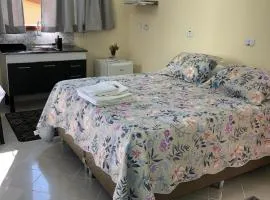 Suíte na Mansão Adalgisa Próximo Cidade de Deus, Pq dos Príncipes, USP, Golfe