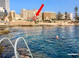 3BR with Seaviews I 60 seconds to the Beach