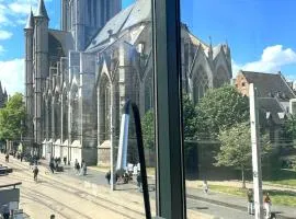 Apartment in the Heart of Ghent with Fantastic Views
