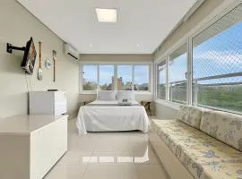 AC - Piscina - 1 Suite com banheiro - 200m do mar