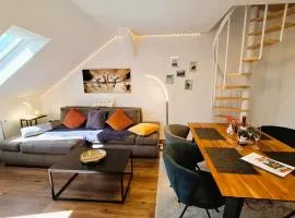 Auszeit2 Erfurt - stilvolle Dachwohnung mit Parkplatz - zentrumsnah