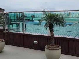 Loft beira mar com estacionamento apto 611