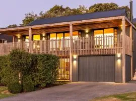 Moa Whare - Stay Waiheke