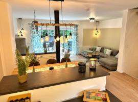 Haus am Wald mit Whirlpool, Garten, Kamin und voll ausgestatteter K&uuml;che, vila mieste Stolbergas