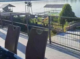 Sobe i apartmani "Terasa"