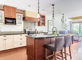 Pooches Paradise - Pet Friendly Hot Tub & Pool