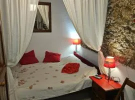 small sweet home romantic