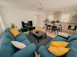 Modern Stay - Walk to Everything 1