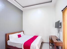 RedDoorz Syariah near Suncity Waterpark Sidoarjo, Hotel in Sidoarjo