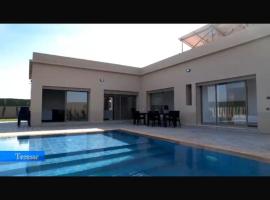 Slim house, hotel v destinaci Aït Bou Mesref
