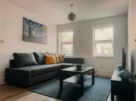 Modern Stay - Walk to Everything 2
