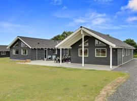 5 star holiday home in Bogense, hotel em Bogense
