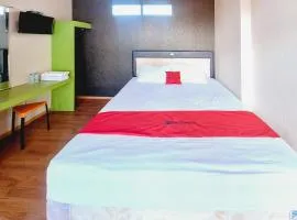 RedDoorz Syariah near Lippo Plaza Batu