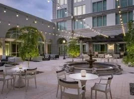 Renaissance Tampa International Plaza Hotel