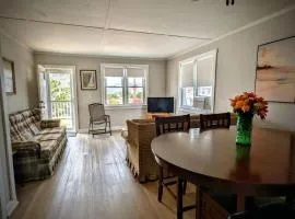 Heart Of Beach Haven W Bay View