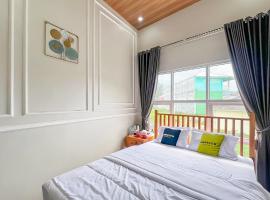 Urbanview Hotel Dieng Chill House Syariah, hotel v destinaci Garung