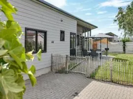 2 Bedroom Lovely Home In Sint-Annaland