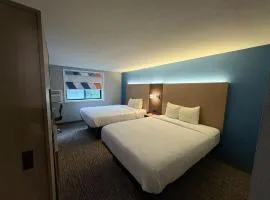 Super 8 by Wyndham Mankato