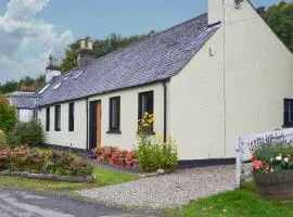 Kinnettas Cottage