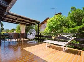 2 Bedroom Lovely Apartment In Mali Losinj