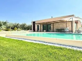 Amazing Home In Chiaramonte Gulfi