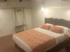 Cofrecito Room