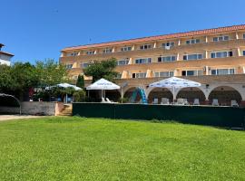 Лозенец Резорт, hotel v destinaci Lozenets