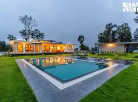 Serenova 4BR with big pvt pool and lawn - Your escape awaits !