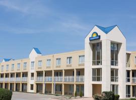 Days Inn by Wyndham West Des Moines - Clive, hotel v destinaci Clive